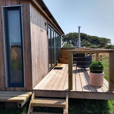 Cleeves Cabins Ailsa Luxury Lodge With Hot Tub Dalry (North Ayrshire) Exterior foto