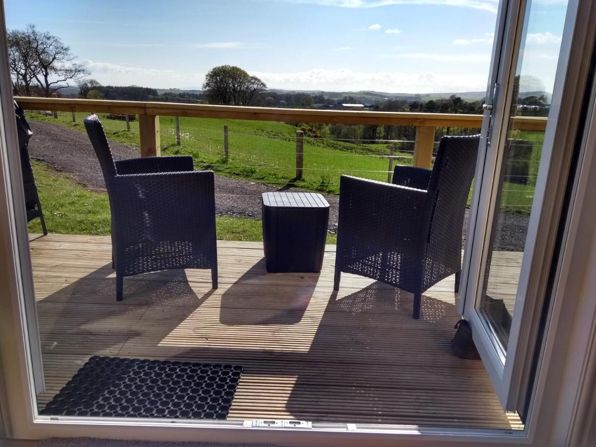 Cleeves Cabins Ailsa Luxury Lodge With Hot Tub Dalry (North Ayrshire) Exterior foto