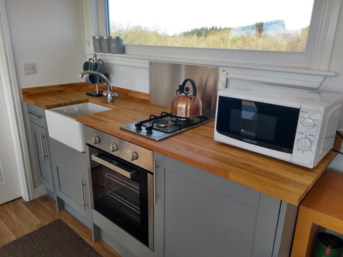 Cleeves Cabins Ailsa Luxury Lodge With Hot Tub Dalry (North Ayrshire) Exterior foto