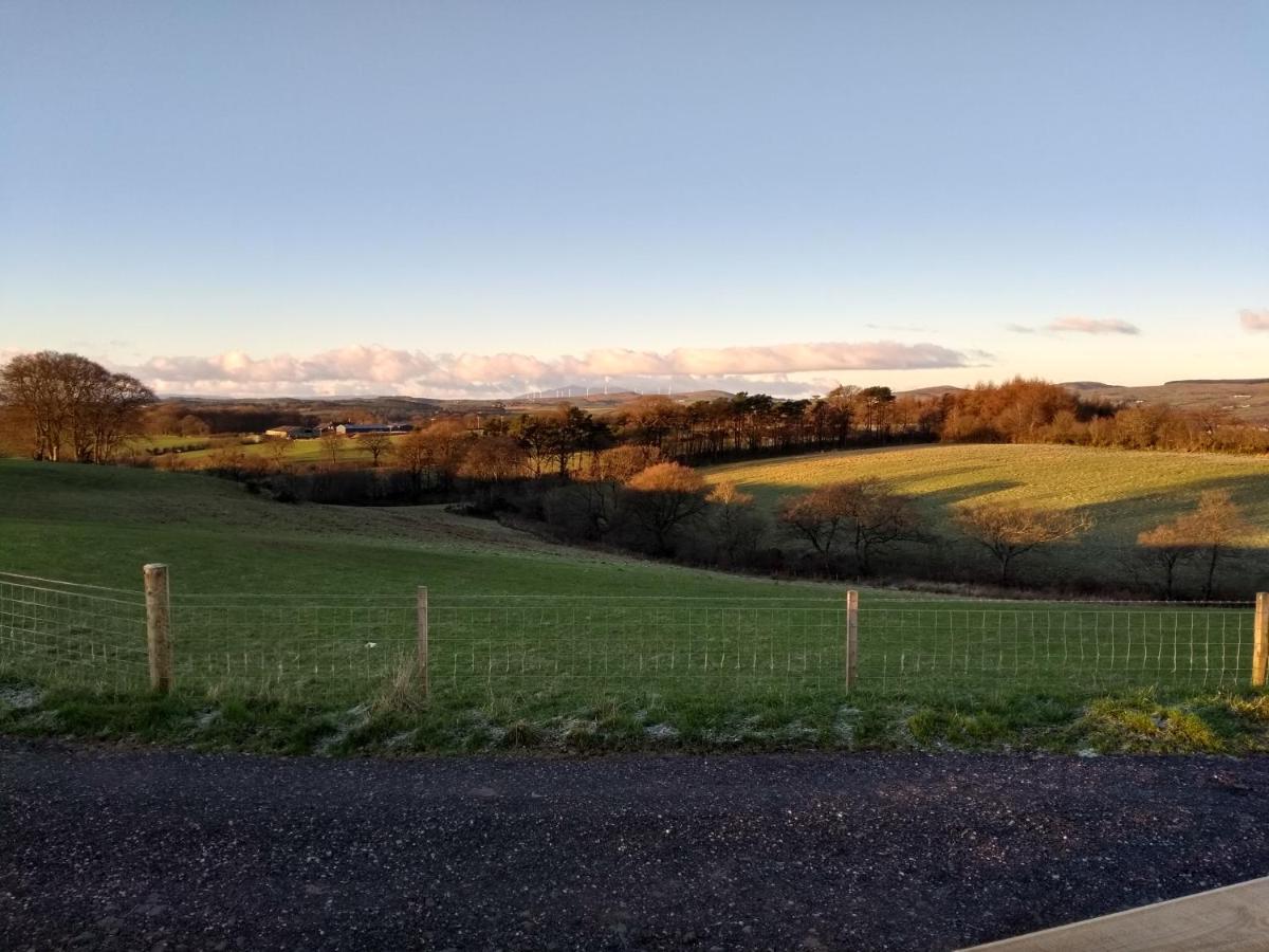 Cleeves Cabins Ailsa Luxury Lodge With Hot Tub Dalry (North Ayrshire) Exterior foto
